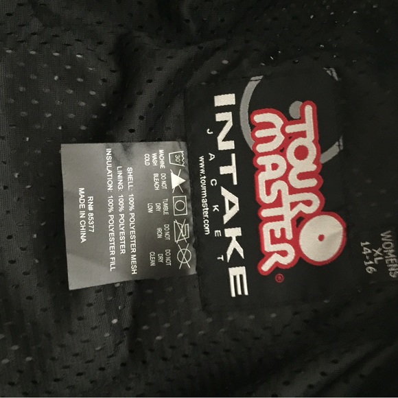 Women’s Tour Master riding jacket with removable liner. - Picture 2 of 3